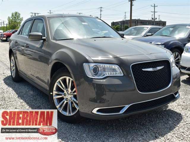 2017 Chrysler 300 Limited 4Dr Sedan